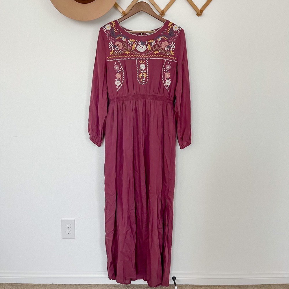 JODIFL Pink and White Maxi Dress